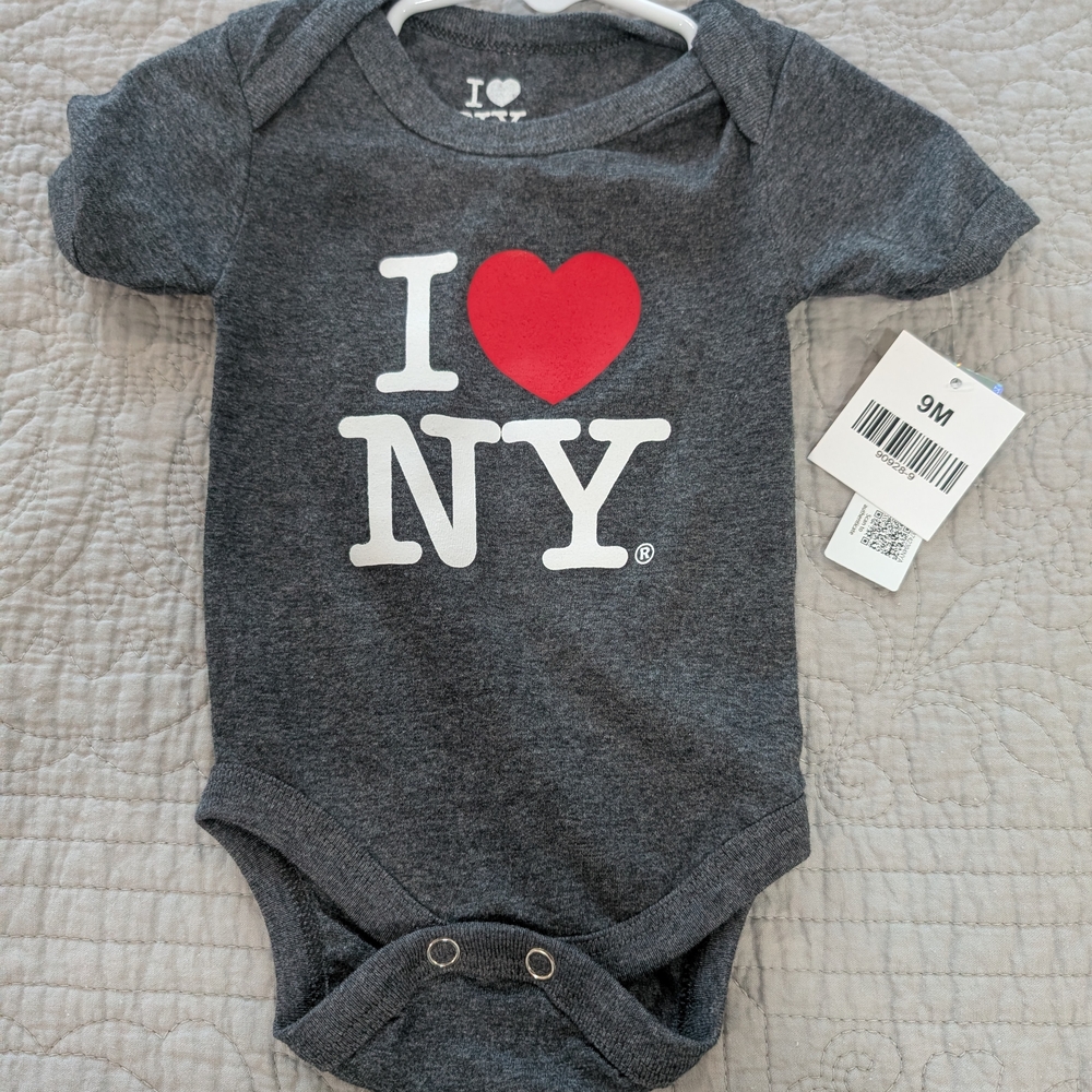 Charming Gray 'I Love NY' Baby Bodysuit